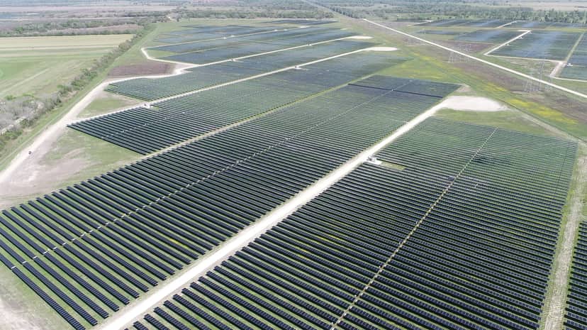 Aerial view of the GulfStar Power solar project in Texas